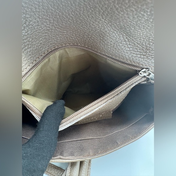 Tan Crossbody Bag with Textured Finish | Very Good Condition - Picture 15 of 17
